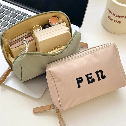 Custom Letters Travel Cosmetic Bag Engrave Embroidery Cute Initials Waterproof Make Up Bag Fashion Luxury Portable Toiletry Bag