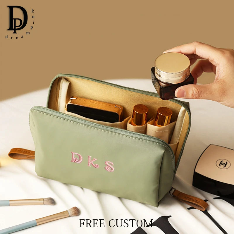 Custom Letters Travel Cosmetic Bag Engrave Embroidery Cute Initials Waterproof Make Up Bag Fashion Luxury Portable Toiletry Bag